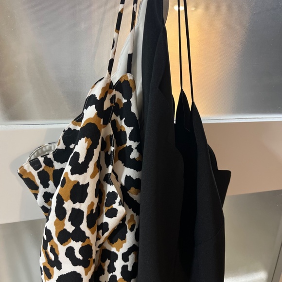 2 J. crew scalloped tank tops - Picture 7 of 7